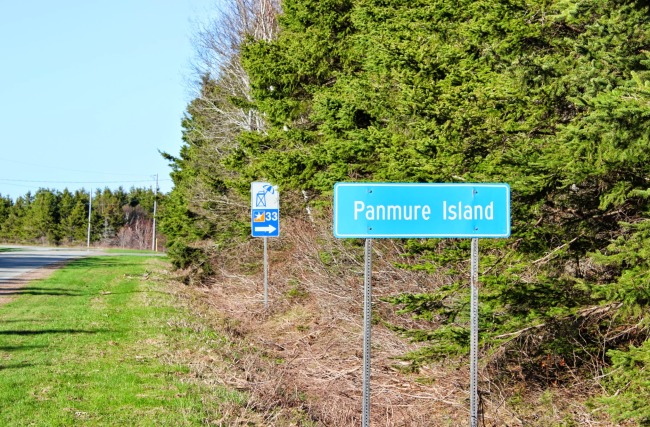 Clam Digging PEI / Panmure Island / PEI / Prince Edward Island